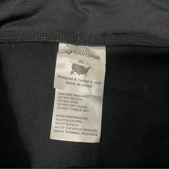 Naviskin Black Leggings Women’s XL Pockets Cropped - Picture 3 of 7